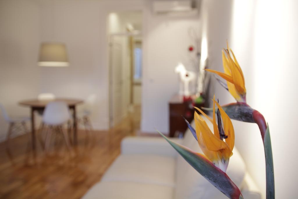 Design Duplex Apartment Ba/ Chiado Lisboa Phòng bức ảnh